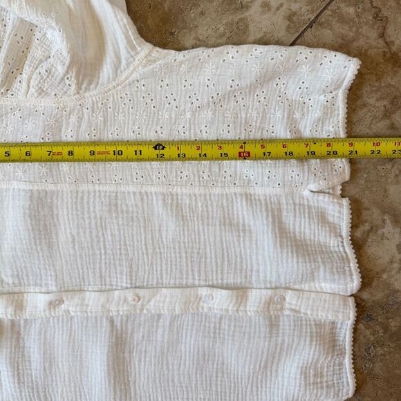Free People Intimately Full Bloom Shirt Blouse Womens Size Medium Ivory Eyelet - Picture 14 of 14